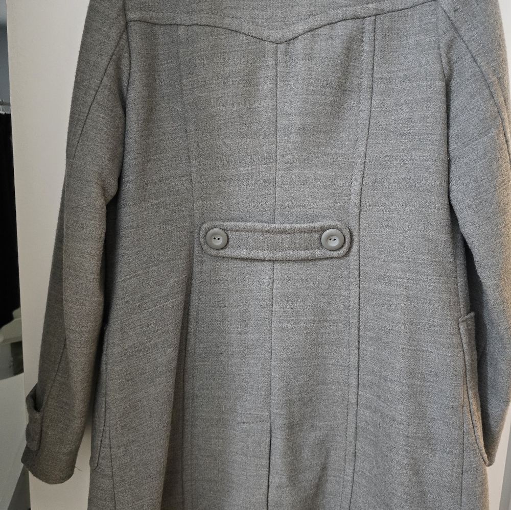 Jacket - Picture 5 of 6
